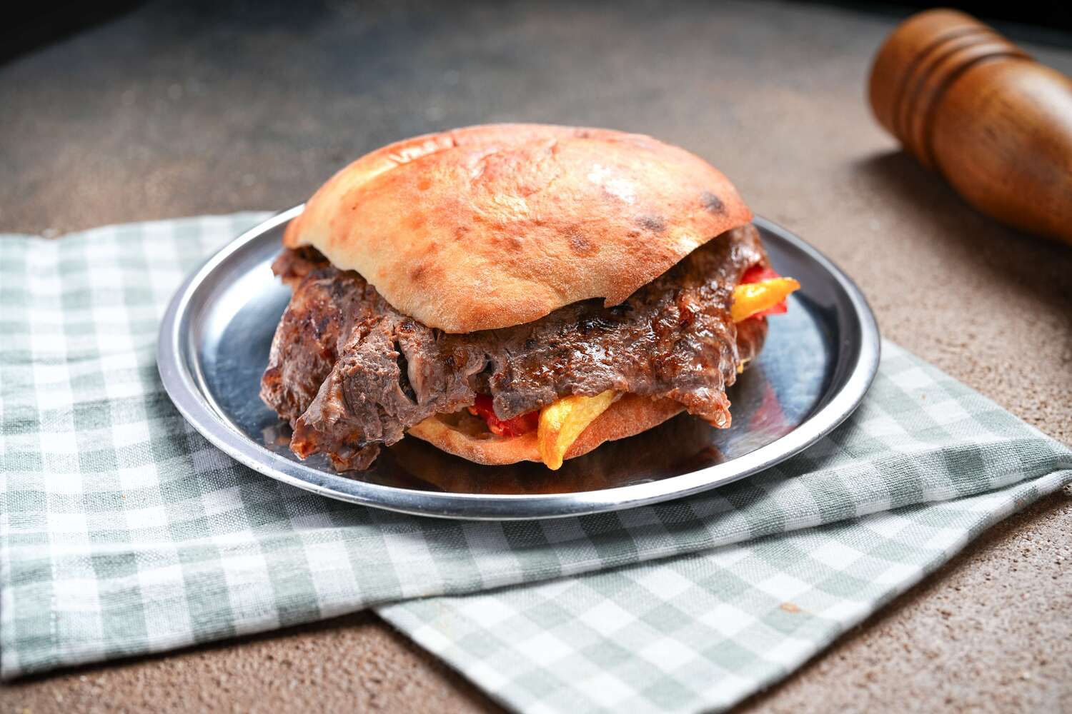Tombik Et Döner Menü